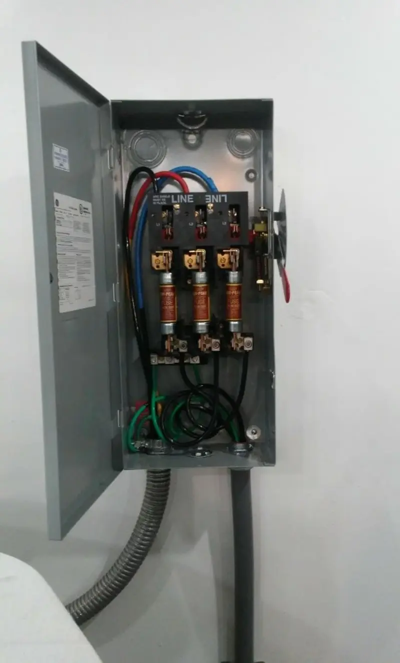Three-phase disconnect switch installed for Electrical Wiring & Rewiring in Everson
